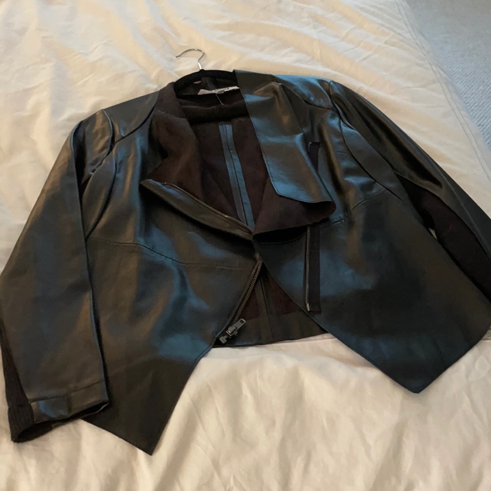 BB Dakota black leather jacket